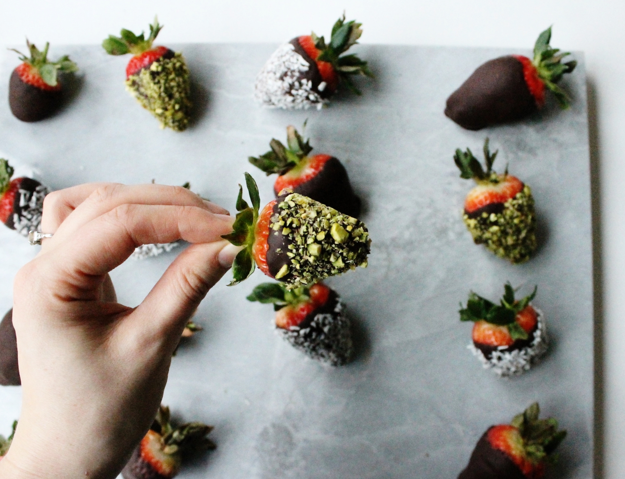 {New post} Just in time for Valentine's Day - Chocolate covered strawberries 3 ways!