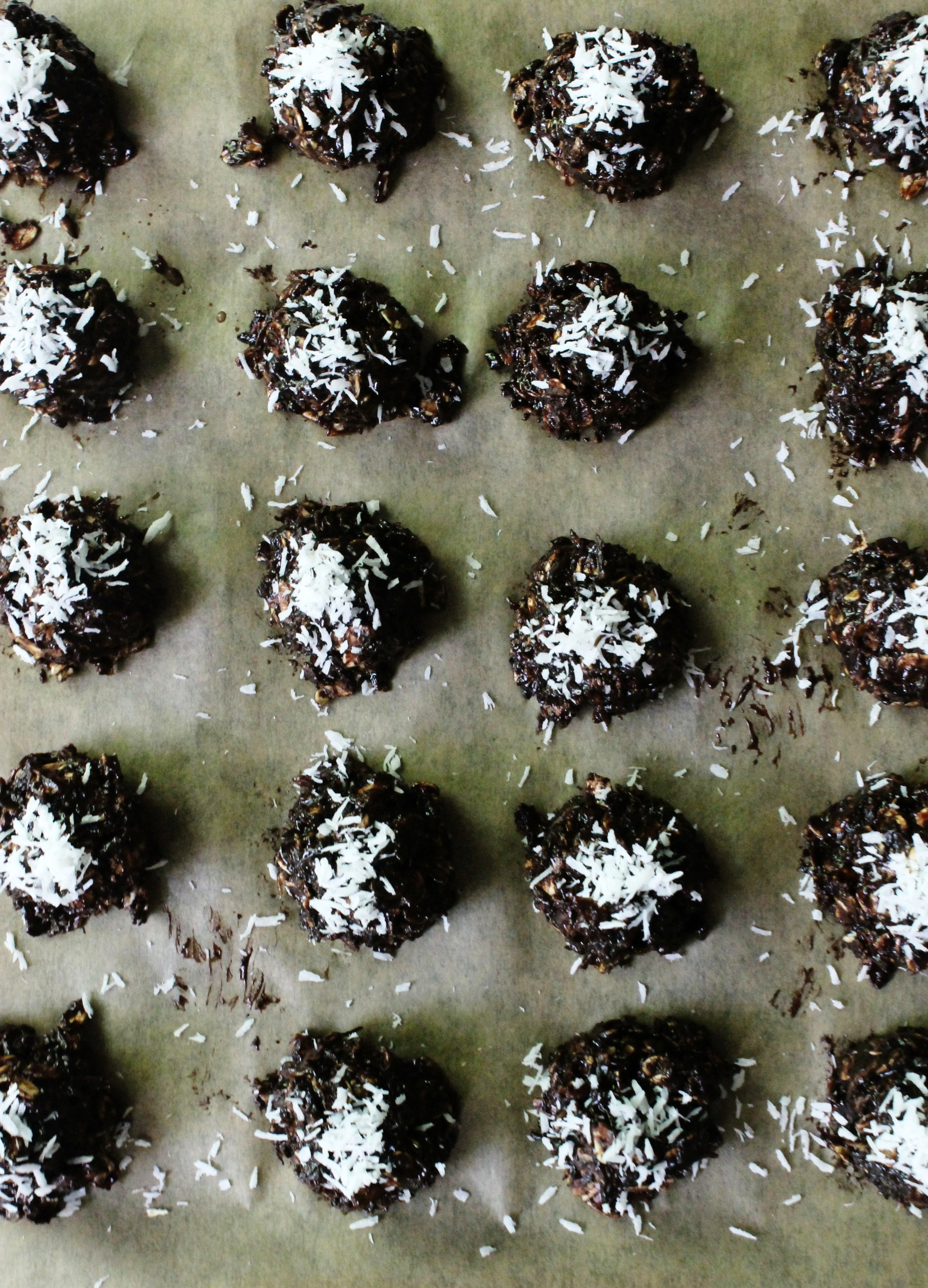 No-bake chocolate cookies (vegan & gluten free) | Beloved Kitchen