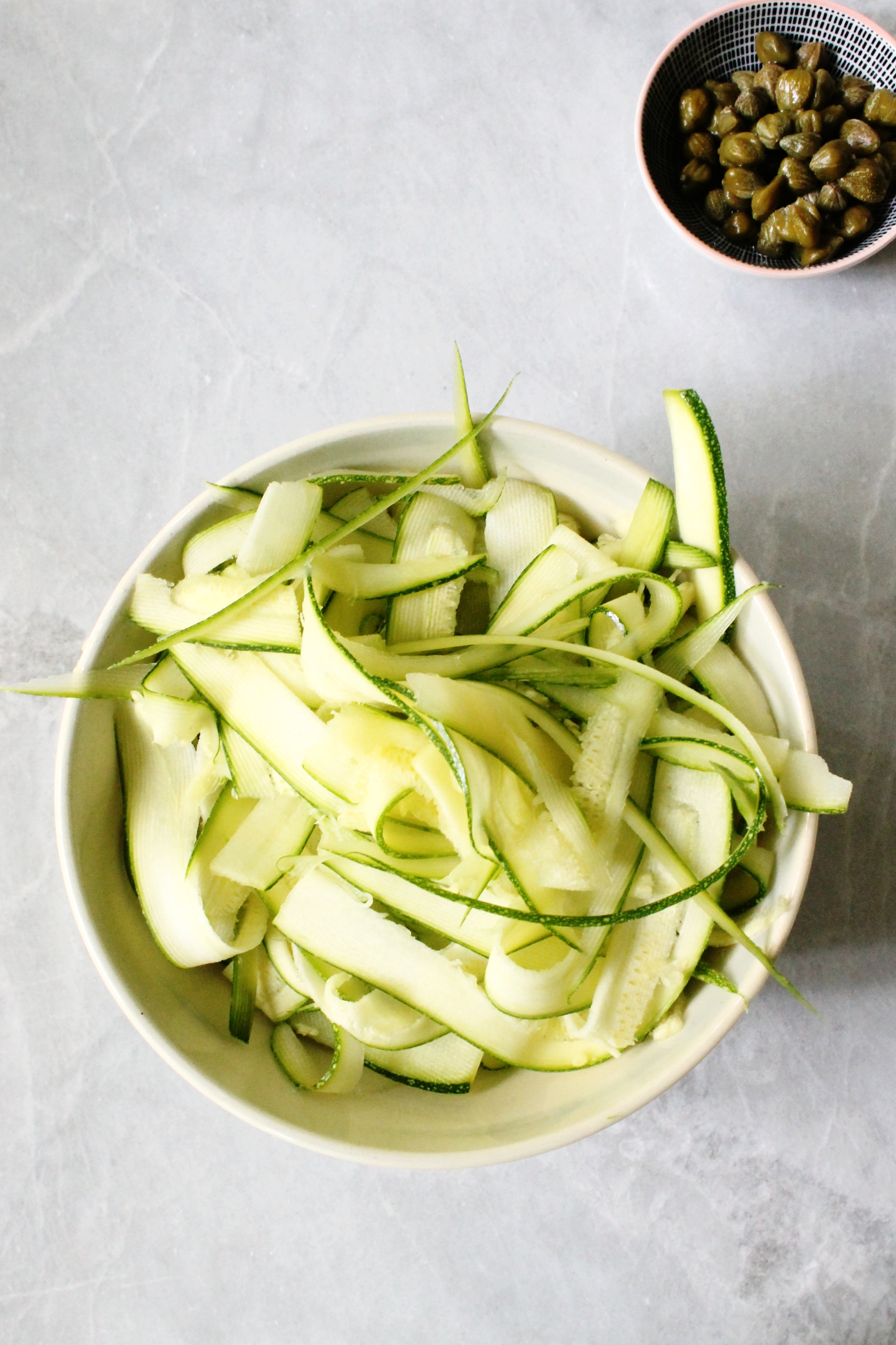Garlicky summer spaghetti with cherry tomatoes and zucchini | Beloved Kitchen