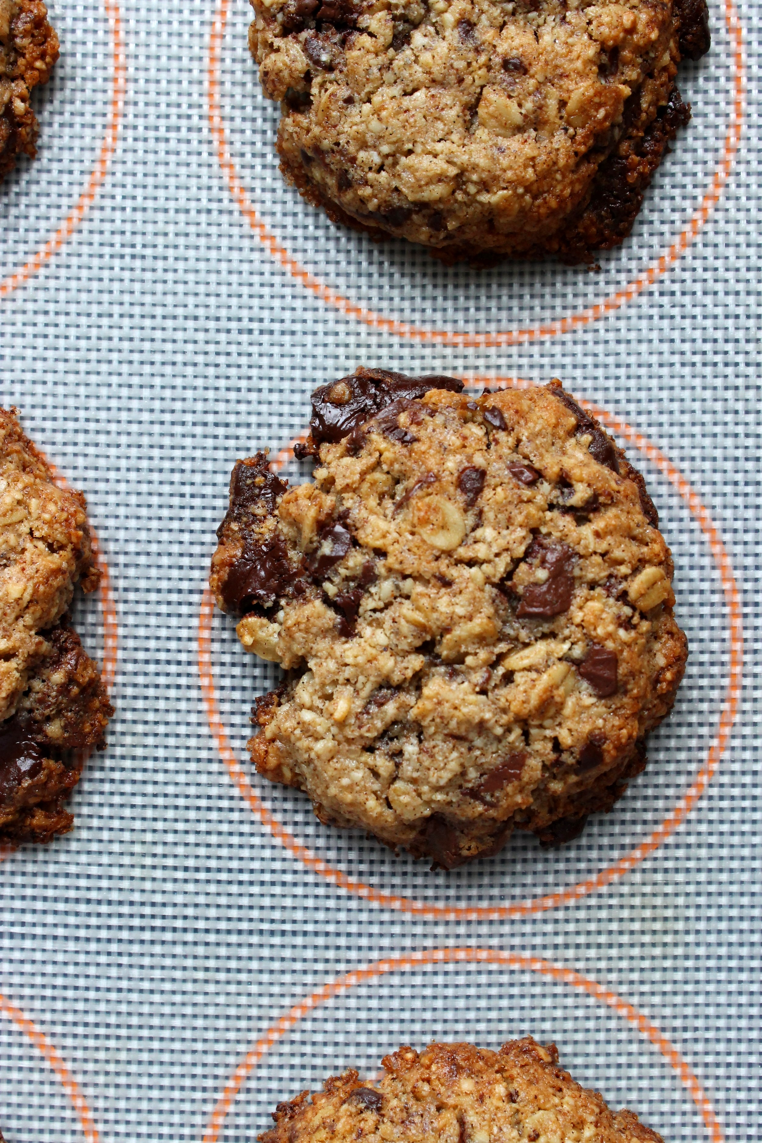 Gluten free chocolate chunk cookies | Beloved Kitchen