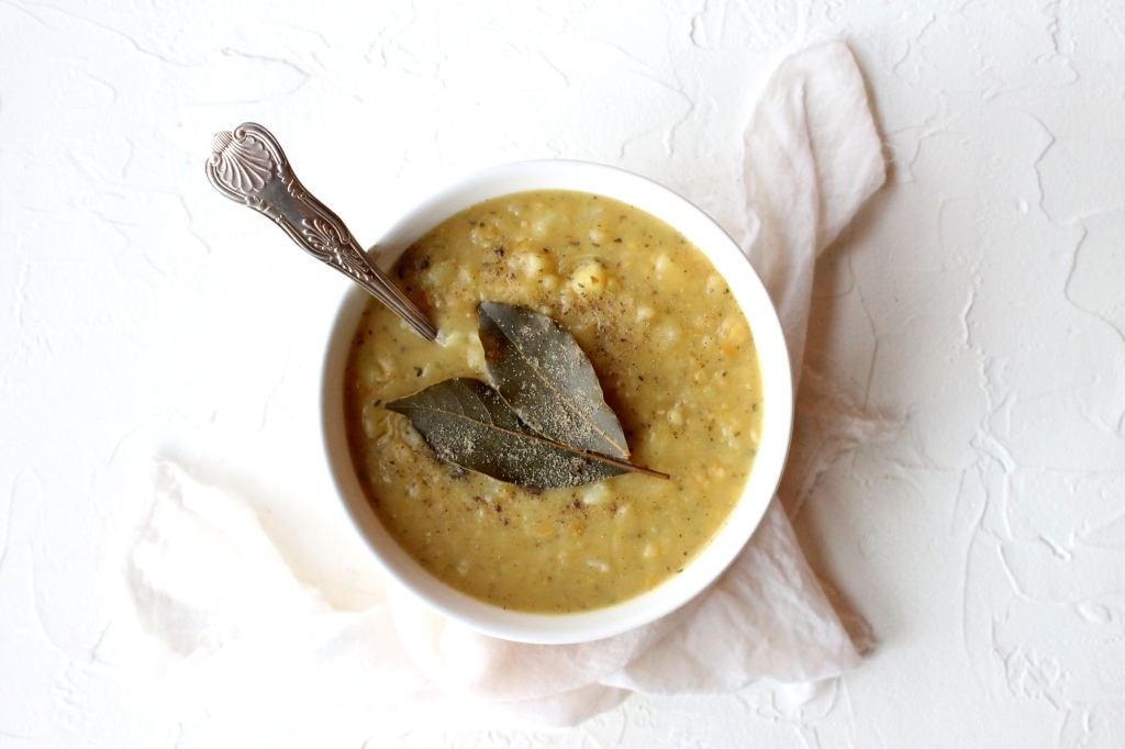 Golden split pea soup