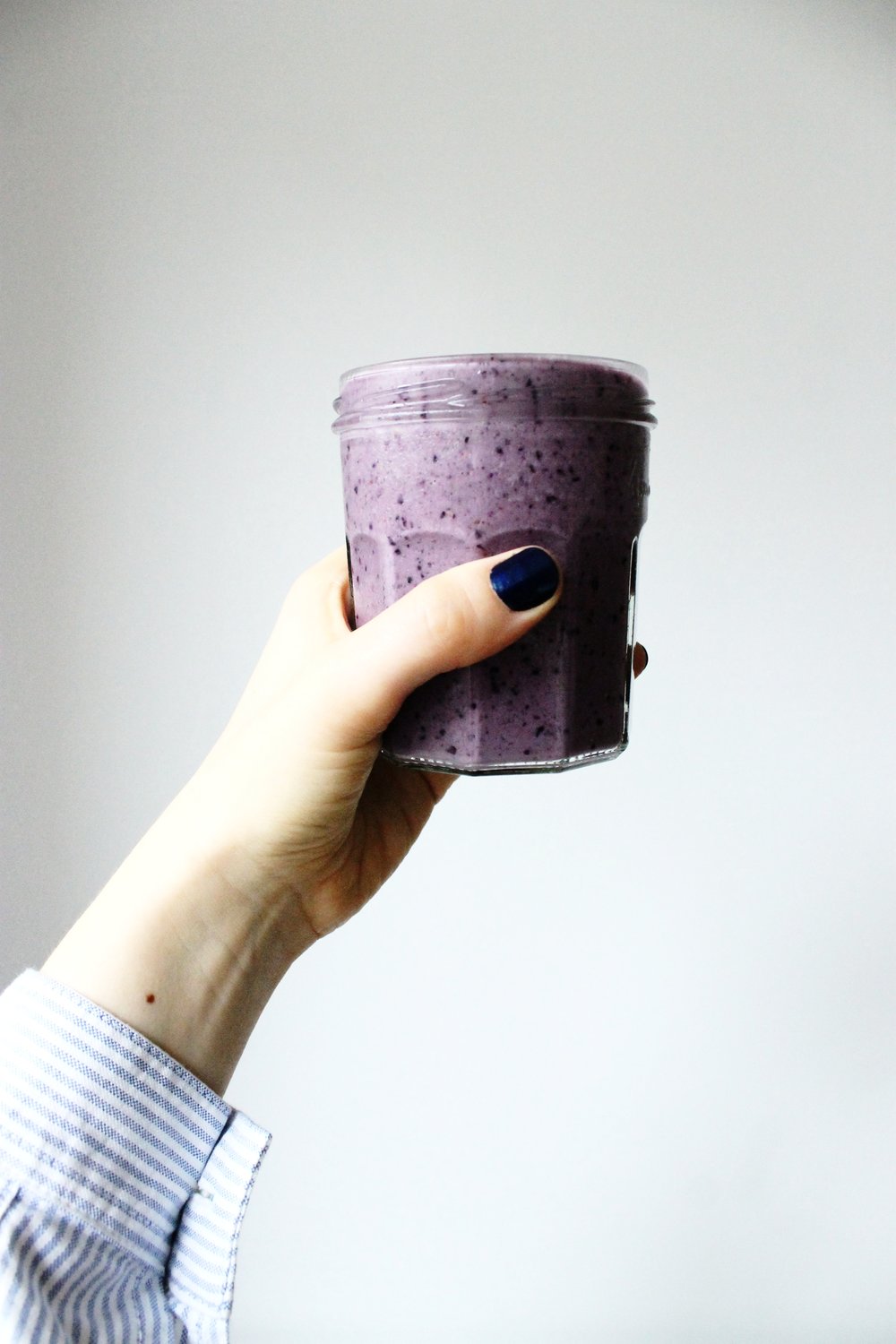 Dad’s vegan blueberry protein&nbsp;smoothie