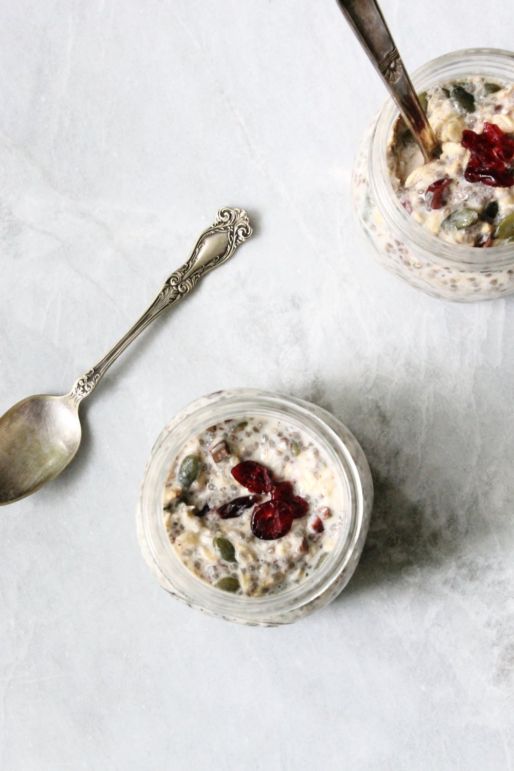 Individual cranberry-chocolate bircher&nbsp;pots