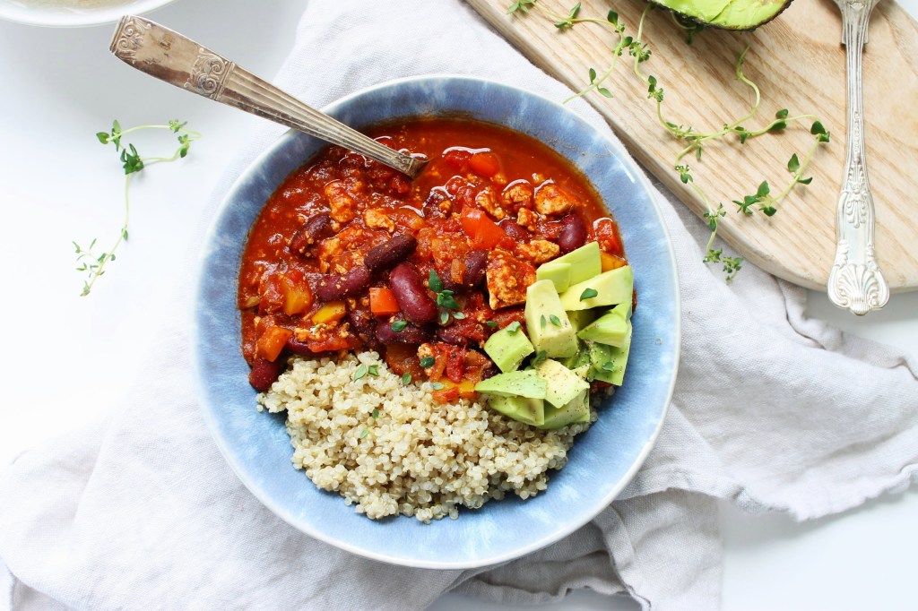 Smoky veggie chilli with tofu and kidney beans