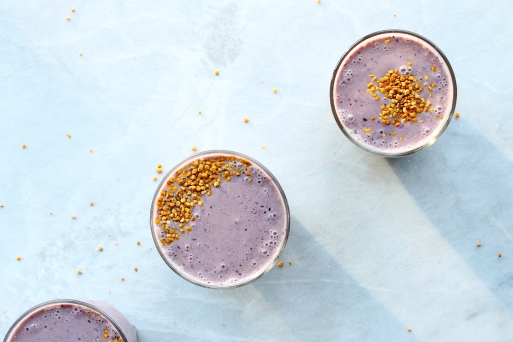 Kefir acai smoothie
